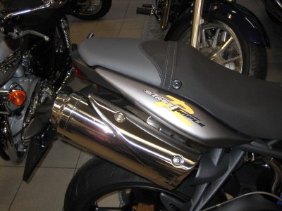STREET TRIPLE R  - Bild 3