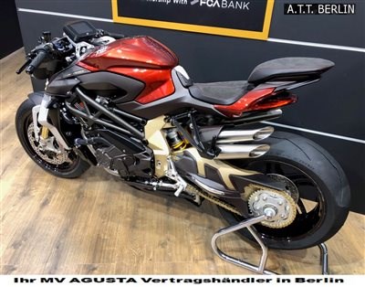 MV Brutale 1000 Serie Oro & MV F3 Superveloce - zwei MVs eroberten die EICMA!