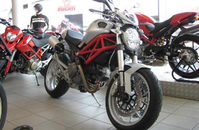 DESMO CHARISMA MONSTER 1100 