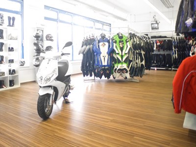 Bekleidungskollektion ’09 eingetroffen - Bild 3