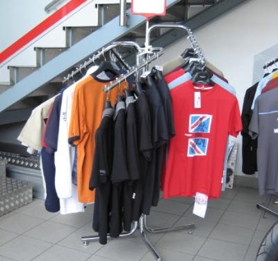 TRIUMPH T-SHIRT ABVERKAUF TRIUMPH T-SHIRT ABVERKAUF