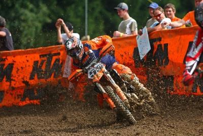 Kurt Machtlinger in Seitenstetten auf dem Podium Kurt Machtlinger in Seitenstetten auf dem Podium