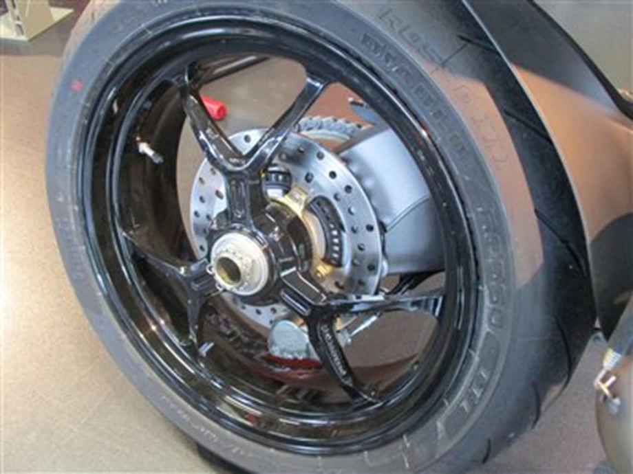 Die neue Hypermotard 950 von DUCATI ! Bild 4: Die neue Hypermotard 950 von DUCATI !