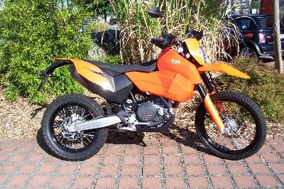 Endlich fernreisetauglich! 690 Enduro mit 26l Tank!