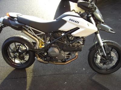 Ganz frisch eingetroffen: Hypermotard 796 bei Ducati Salzbug 