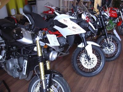 Ganz frisch eingetroffen: Hypermotard 796 bei Ducati Salzbug  - Bild 10