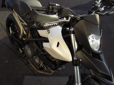 Ganz frisch eingetroffen: Hypermotard 796 bei Ducati Salzbug  - Bild 3