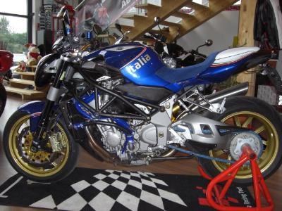 Ganz frisch eingetroffen: Hypermotard 796 bei Ducati Salzbug  - Bild 9