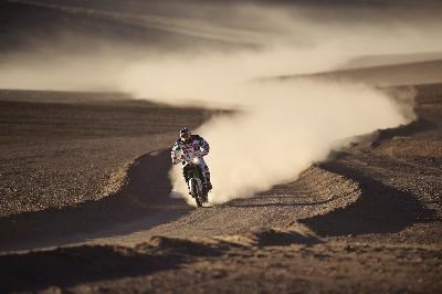 aprilias 1. Etappensieg DAKAR Rally