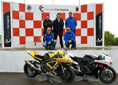 Bridgestone testet Reifenprototypen für SUZUKI GSX-R Challenge 2010! - Bild 1