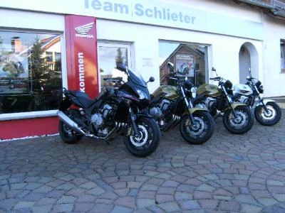 FAHREN OHNE FÜHRERSCHEIN Bild 1: FAHREN OHNE FÜHRERSCHEIN