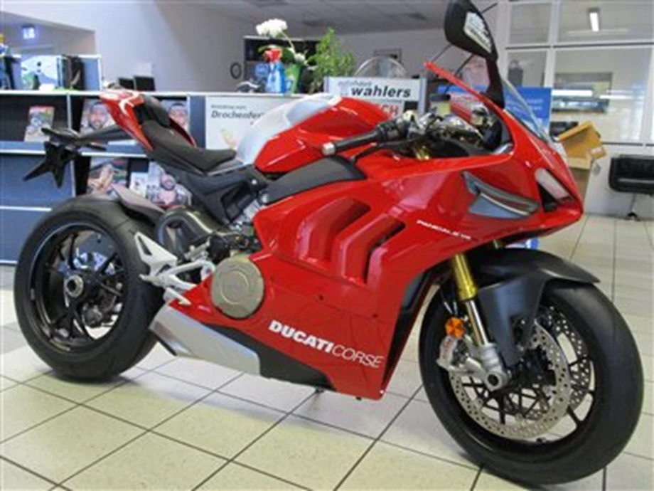 Die neue DUCATI PANIGALE V4 R - die erste Auslieferung ist erfolgt ! Bild 1: Die neue DUCATI PANIGALE V4 R - die erste Auslieferung ist erfolgt !