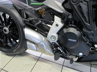 JETZT ! Die neue Ducati Diavel 1260/S ist da !  - Bild 3