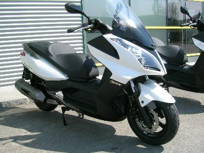 Downtown 300i - Bild 2