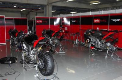 aprilia Factory Day 2. Mai 2010 - Bild 2 aprilia Factory Day 2. Mai 2010 - Bild 2