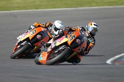 ERFOLGREICHES SAISONDEBÜT VON MARTIN IM KTM SUPERBIKE TEAM GERMANY! - Bild 2 ERFOLGREICHES SAISONDEBÜT VON MARTIN IM KTM SUPERBIKE TEAM GERMANY! - Bild 2