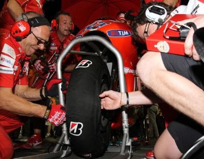 Mit Bridgestone sicher in die Motorrad-Saison Mit Bridgestone sicher in die Motorrad-Saison