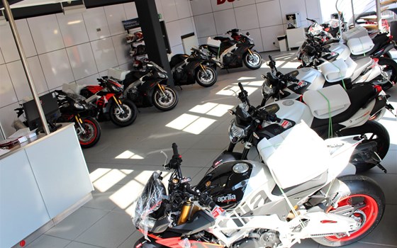 Es ist offiziell! - Bild 1