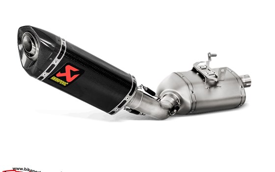 Triumph Street Triple 765: Zwei Akrapovic Slip On Varianten erhältlich! - Bild 1