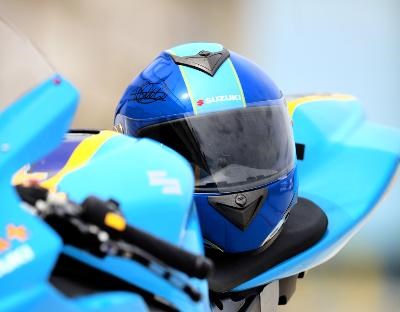Rizla SUZUKI MotoGP Helm Gewinnspiel! - Bild 1 Rizla SUZUKI MotoGP Helm Gewinnspiel! - Bild 1
