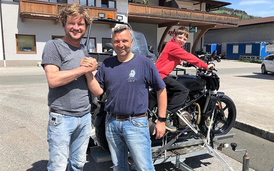 >>>HUSQVARNA 701 SVARTPILEN - ROLL OUT<<< - Bild 1