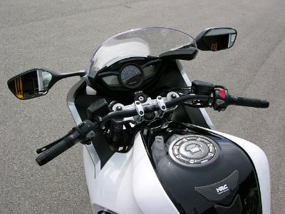 VFR 1200 F - Superbikelenker Umbau - Bild 2