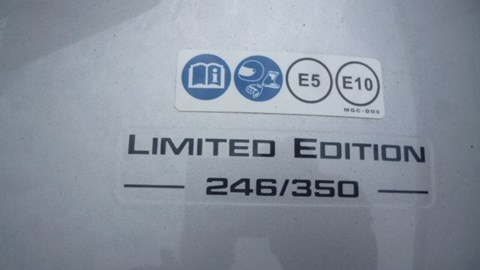 Die neue CB 1000 R+ Limited Edition ist da 