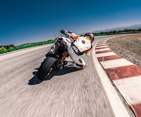 Aktion KTM 1290 SuperDuke R