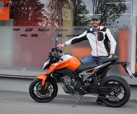 Fahrzeugübergabe KTM 790 Duke