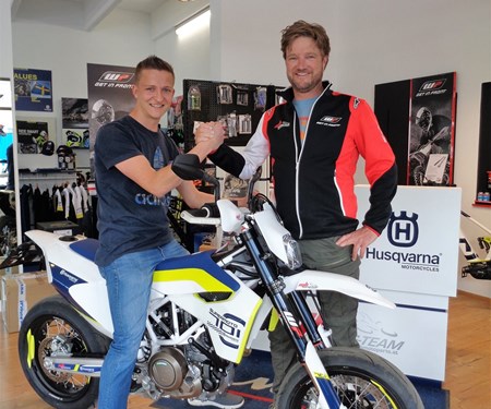 >>>HUSQVARNA 701 SUPERMOTO - AUSLIEFERUNG<<<