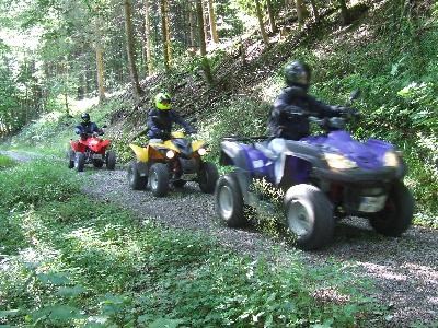 Winter Quad-Touren mit wärmendem Begleitprogramm