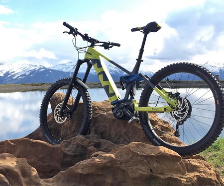 Das HUSQVARNA HC7 ist dein perfekter Begleiter über Stock und Stein