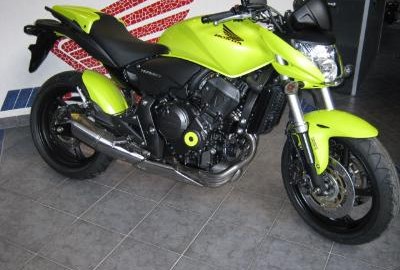 CB 600 Hornet Zubehörpaket im Wert von 740.-Euro gratis