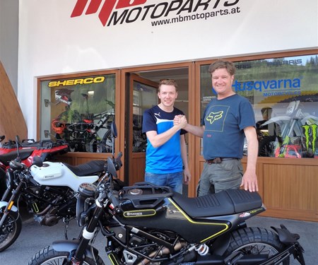 >>>HUSQVARNA SVARTPILEN 401 - ÜBERGABE<<<