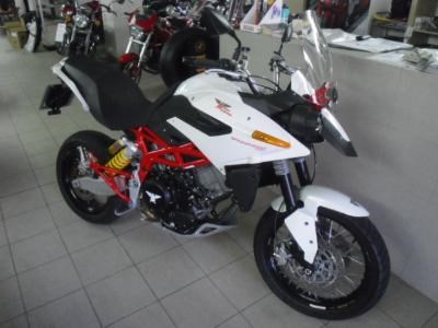 Das Moto Morini Zugpferd Granpasso 1200 erhält für 2010 - Bild 4