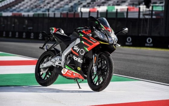 Aprilia RS4 125 Replika inklusive Quickshifter - Bild 5