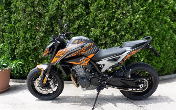 NEW GRAPHIC KITS FÜR DEINE KTM - Bild 2