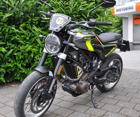 Umbau von Joe Kleber - Husqvarna 401 Svartpilen