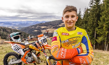 Team KTM Walzer Pilot Matthias Stingl unter den Top 15 der MX Jugend ÖM Motocross Staatsmeisterschaft in Schwanenstadt!