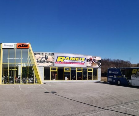 Lager Fahrzeuge ab sofort zu Top Preise Verfügbar   