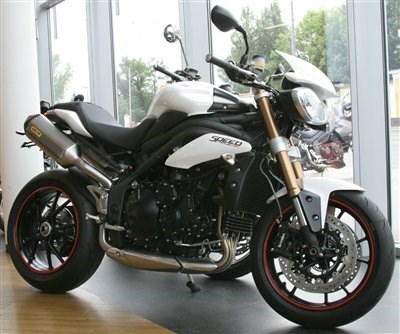 DIE NEUE SPEED TRIPLE 1050