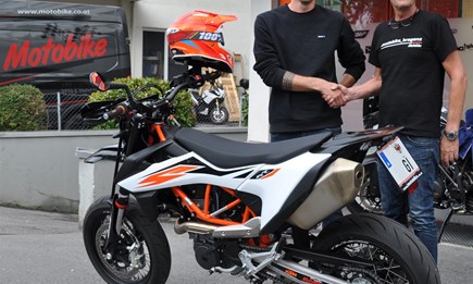 Fahrzeugübergabe KTM 690 SMC-R 