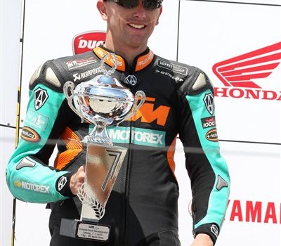 Superbike-IDM am Sachsenring: Podium & Crash für Martin Bauer - Bild 1
