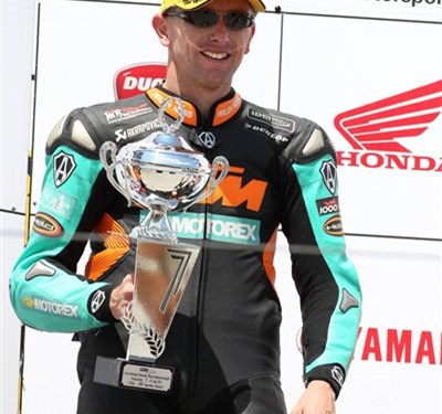 Superbike-IDM am Sachsenring: Podium & Crash für Martin Bauer