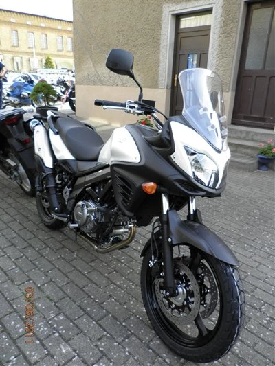 SUZUKI DL650 - Alt gegen Neu !  Bild 10: SUZUKI DL650 - Alt gegen Neu !