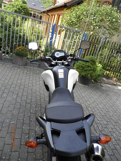 SUZUKI DL650 - Alt gegen Neu !  Bild 5: SUZUKI DL650 - Alt gegen Neu !