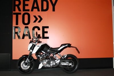 KTM Braumandl Duke 125 - Bild 2