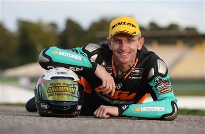 MARTIN BAUER IST IDM SUPERBIKE CHAMPION 2011!
