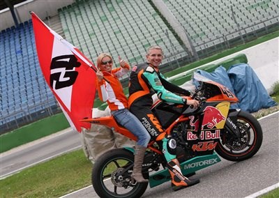 MARTIN BAUER IST IDM SUPERBIKE CHAMPION 2011! - Bild 8