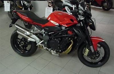 Pünktlich zum X-MAS DAY am 17.12.2011 können Sie die neue MV Agusta Brutale R 1090 live bei uns erleben!